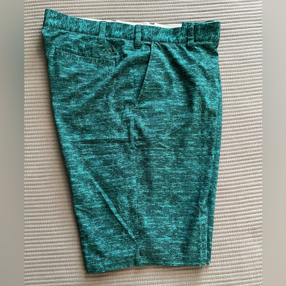Men’s Adidas golf shorts
